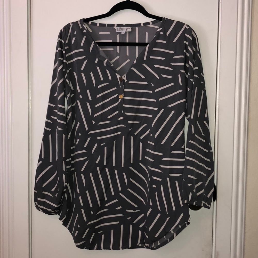 b. Boutique by evergreen size Sm top